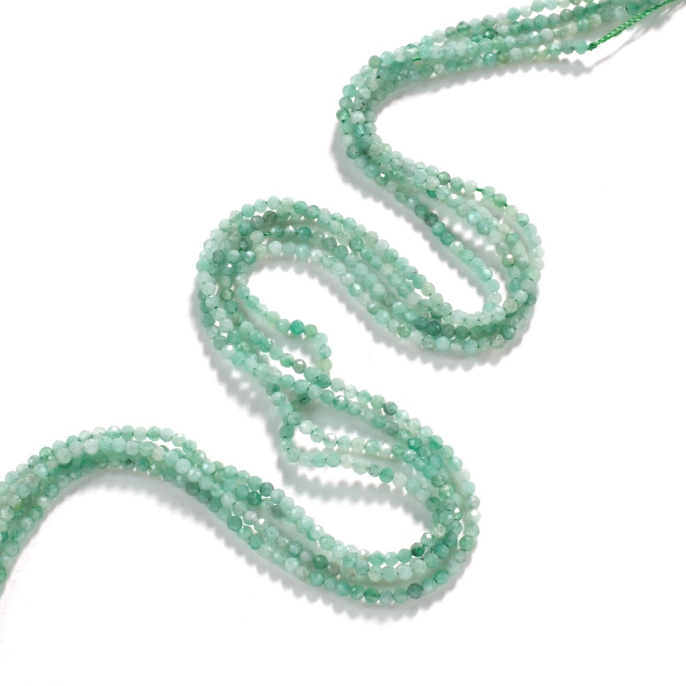 Micro-perles d'émeraude naturelle non teintée, vert d'eau opaque