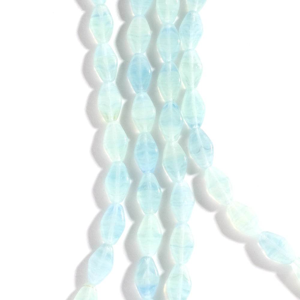 Fil de perles de Bohème Ovale losange bleu vert transparent