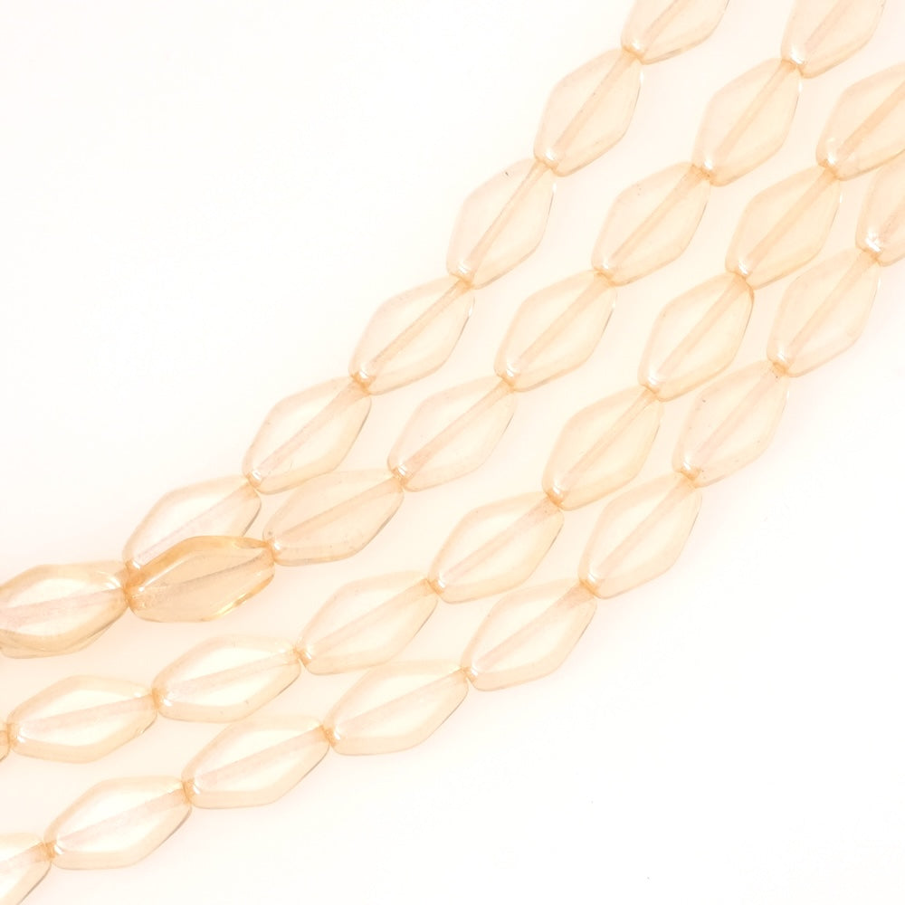 Fil de perles de Bohème Ovale losange jaune transparent