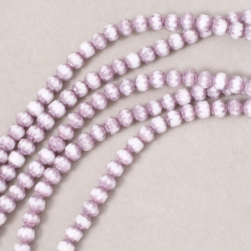 Fil de perles de Bohème baroque facettée 4mm blanc opaque et violet