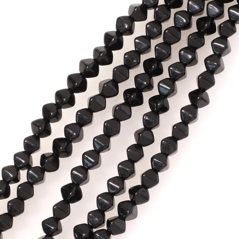 Fil de perles de Bohème bicône toupie 4mm noir opaque