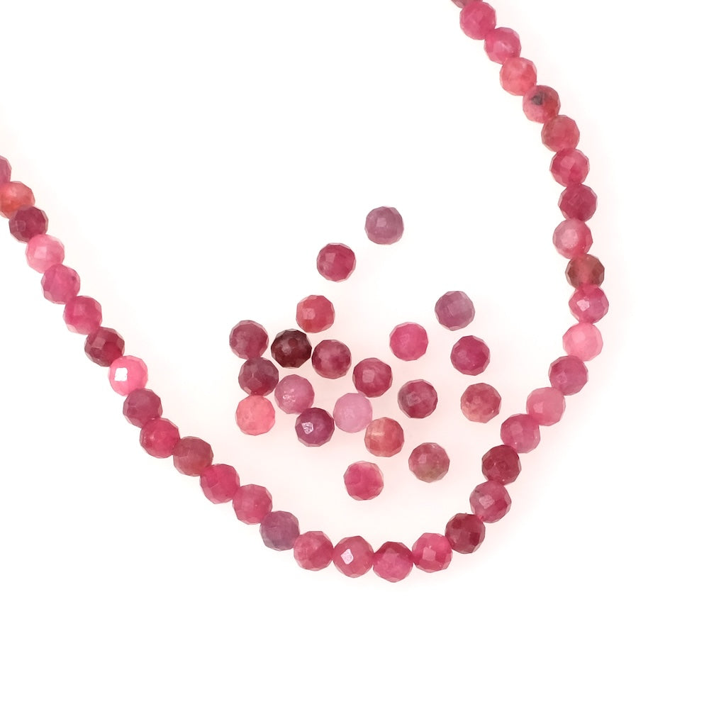 Fil de perles en pierres naturelles facettées 3mm Rubis