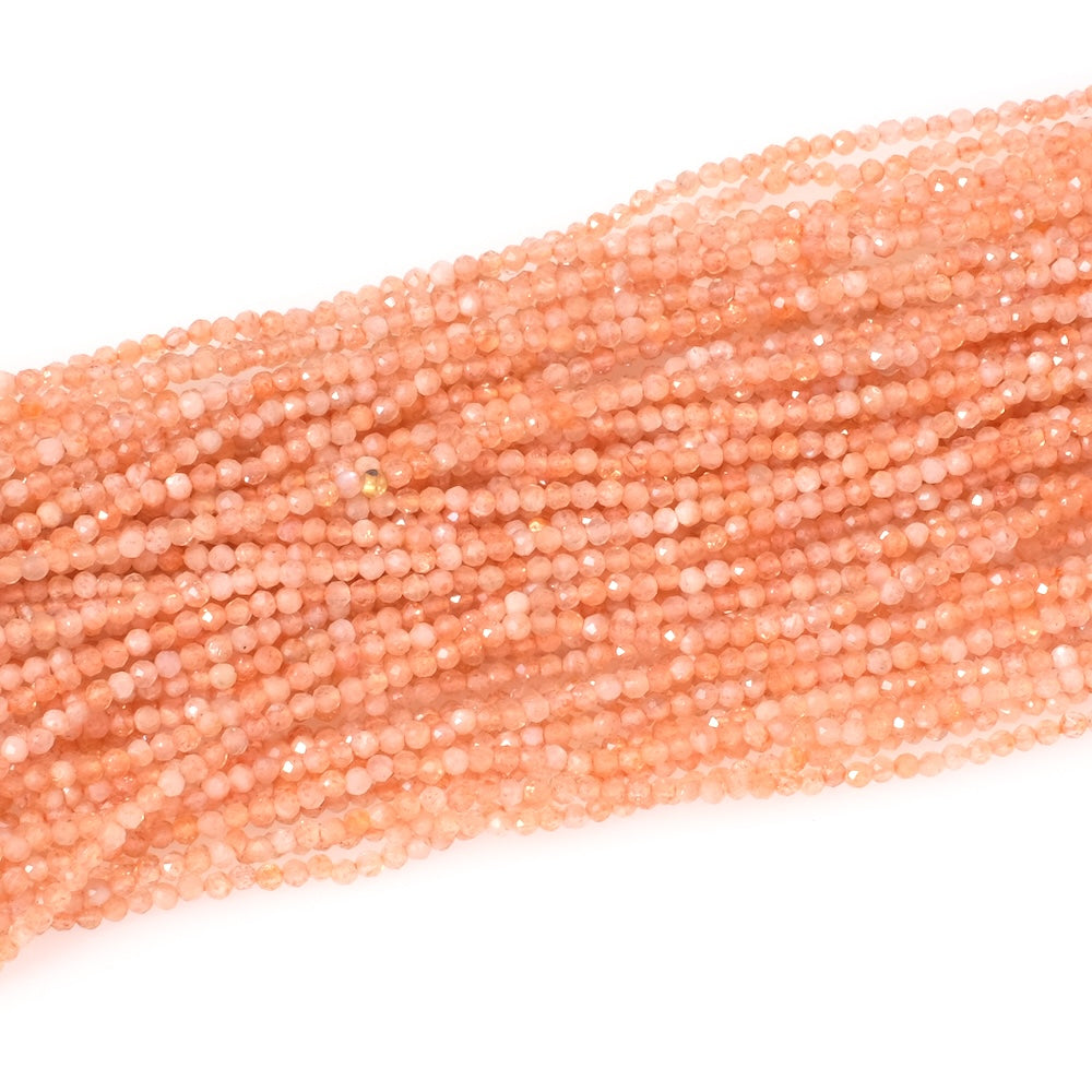 Fil de perles en pierres naturelles facettées 2mm en Pierre de soleil