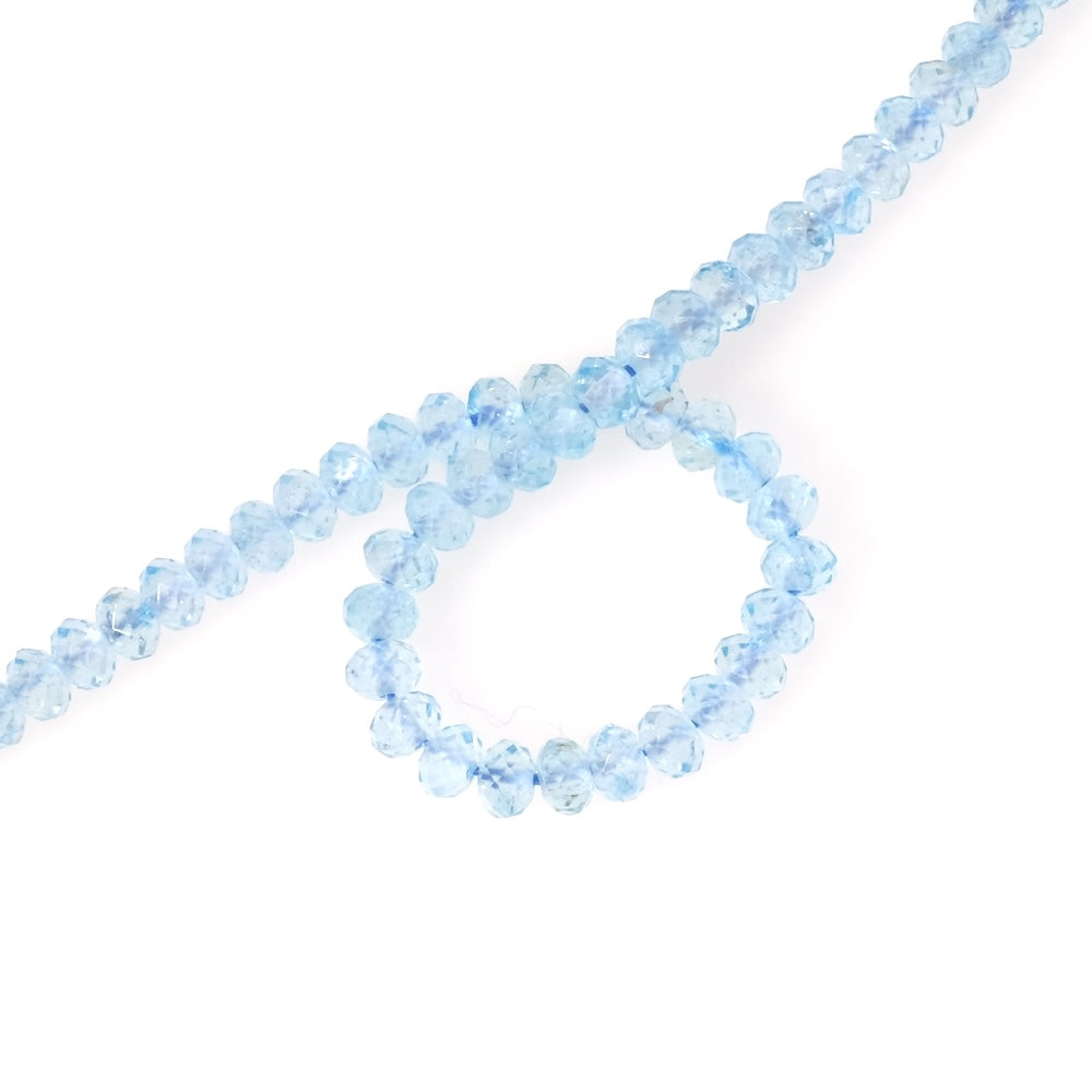 Fil de perles naturelles 4x6mm facettées en Topaze bleu ciel