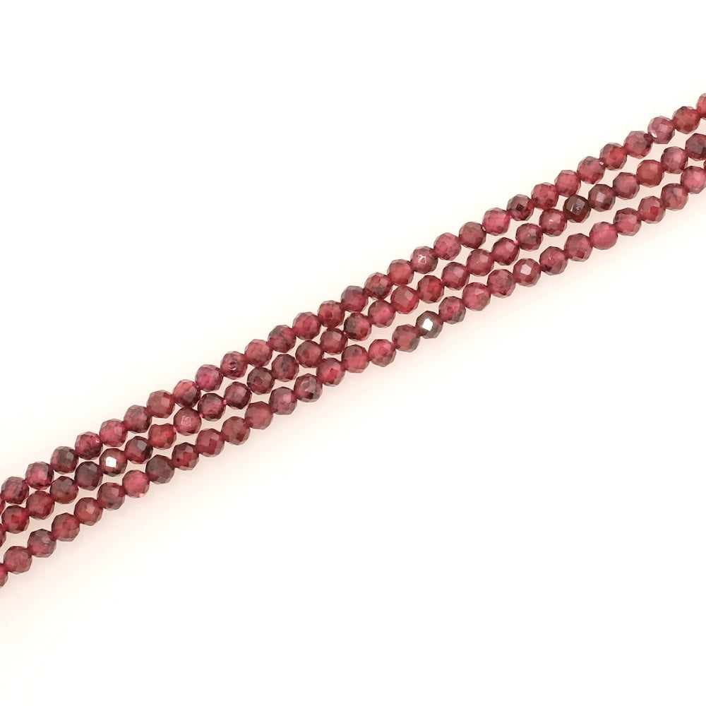 Fil de perles naturelles facettées 3mm en Grenat Almandin