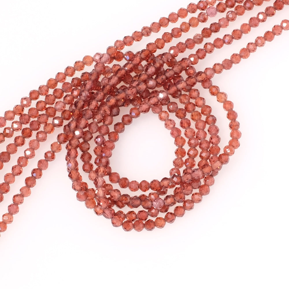 Fil de perles naturelles facettées 3mm en Grenat Hessonite