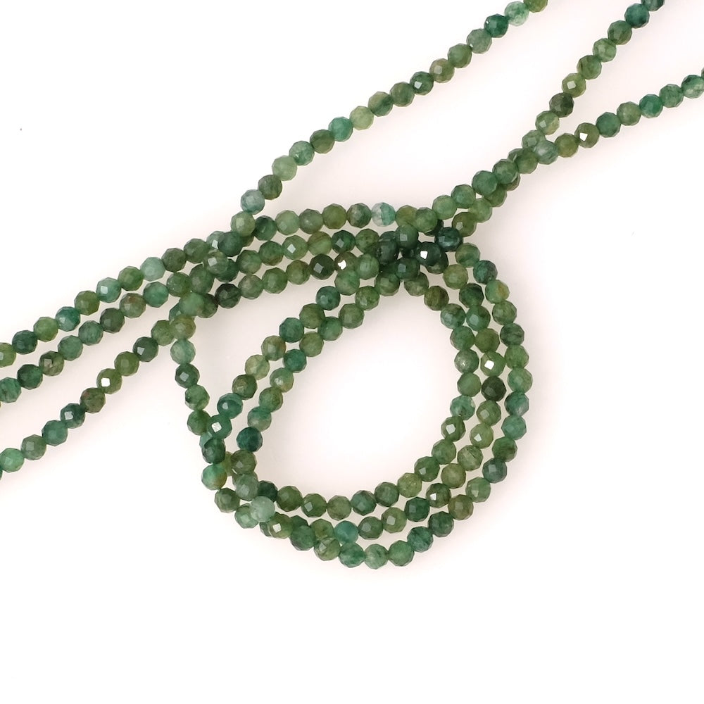 Fil de perles naturelles rondes facettées 3mm en Fuchsite