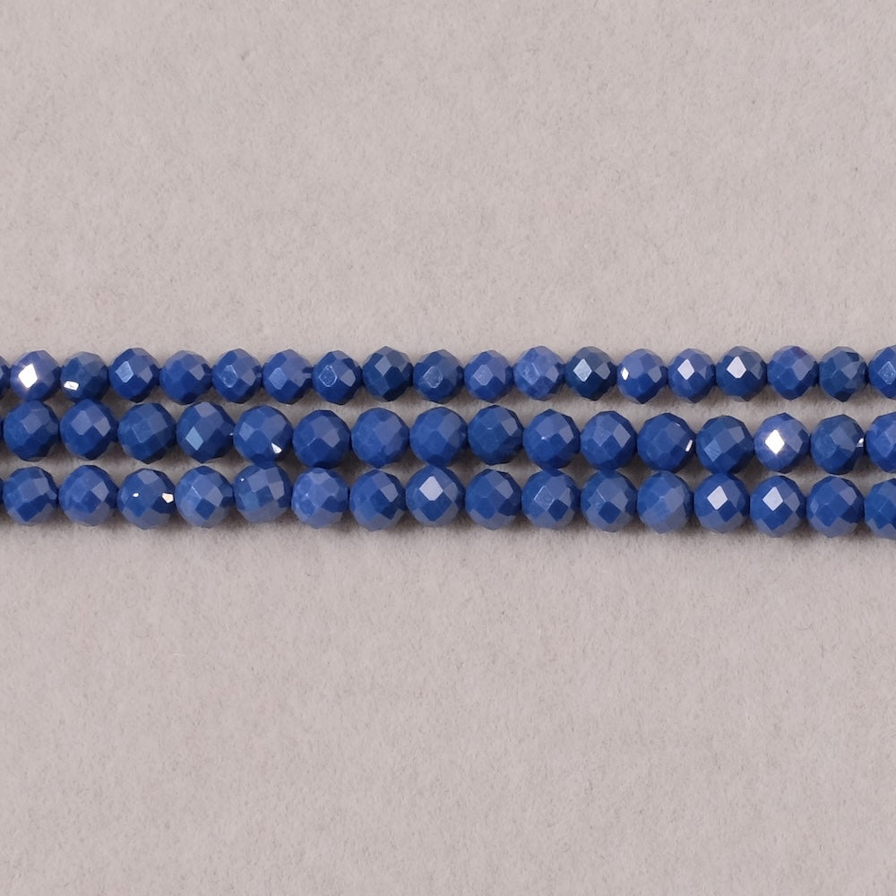 Fil de perles ronde facettée 3,4mm en Oxyde de Zirconium ou Zircone cubique Bleu