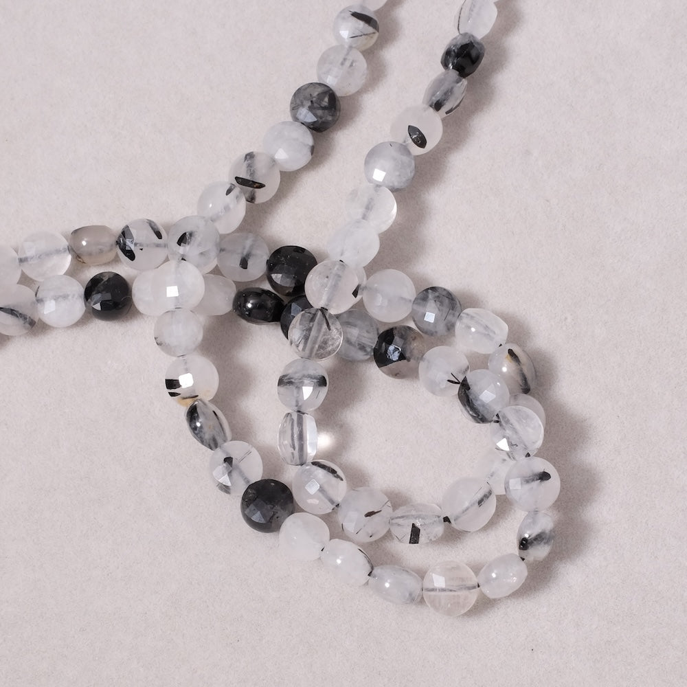 Fil de perles rondes aplaties 6mm en Quartz Flèches d'amour à inclusions de Tourmaline noire