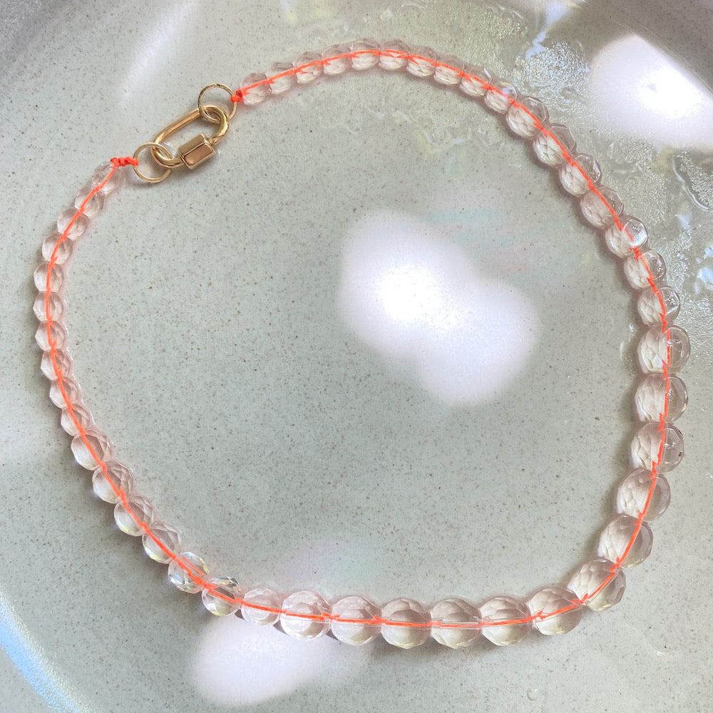 Exemple de création : Collier canicule – tuto Perles Corner