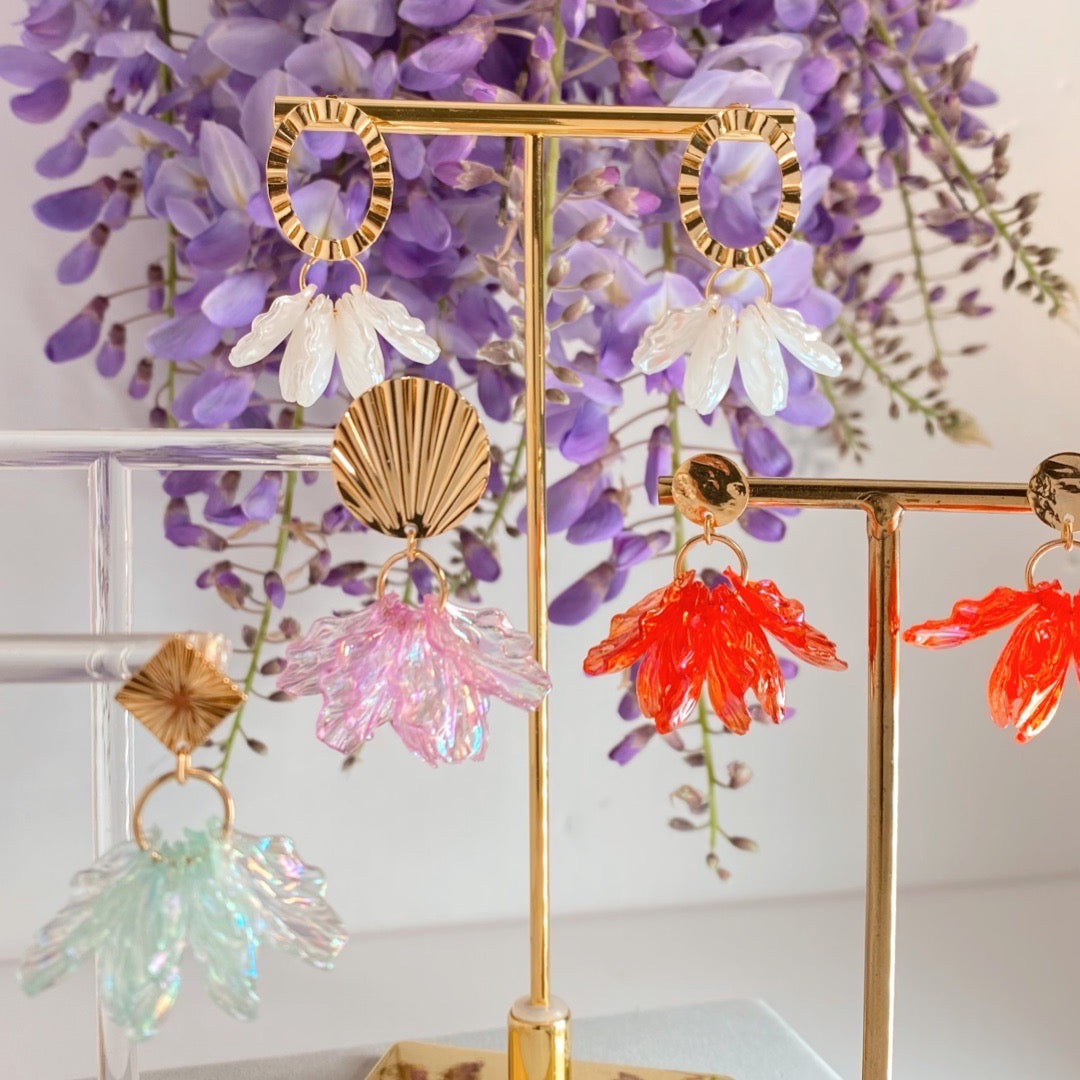 Exemple de création : Boucles d'oreilles Pétales de fleurs – tuto Perles Corner