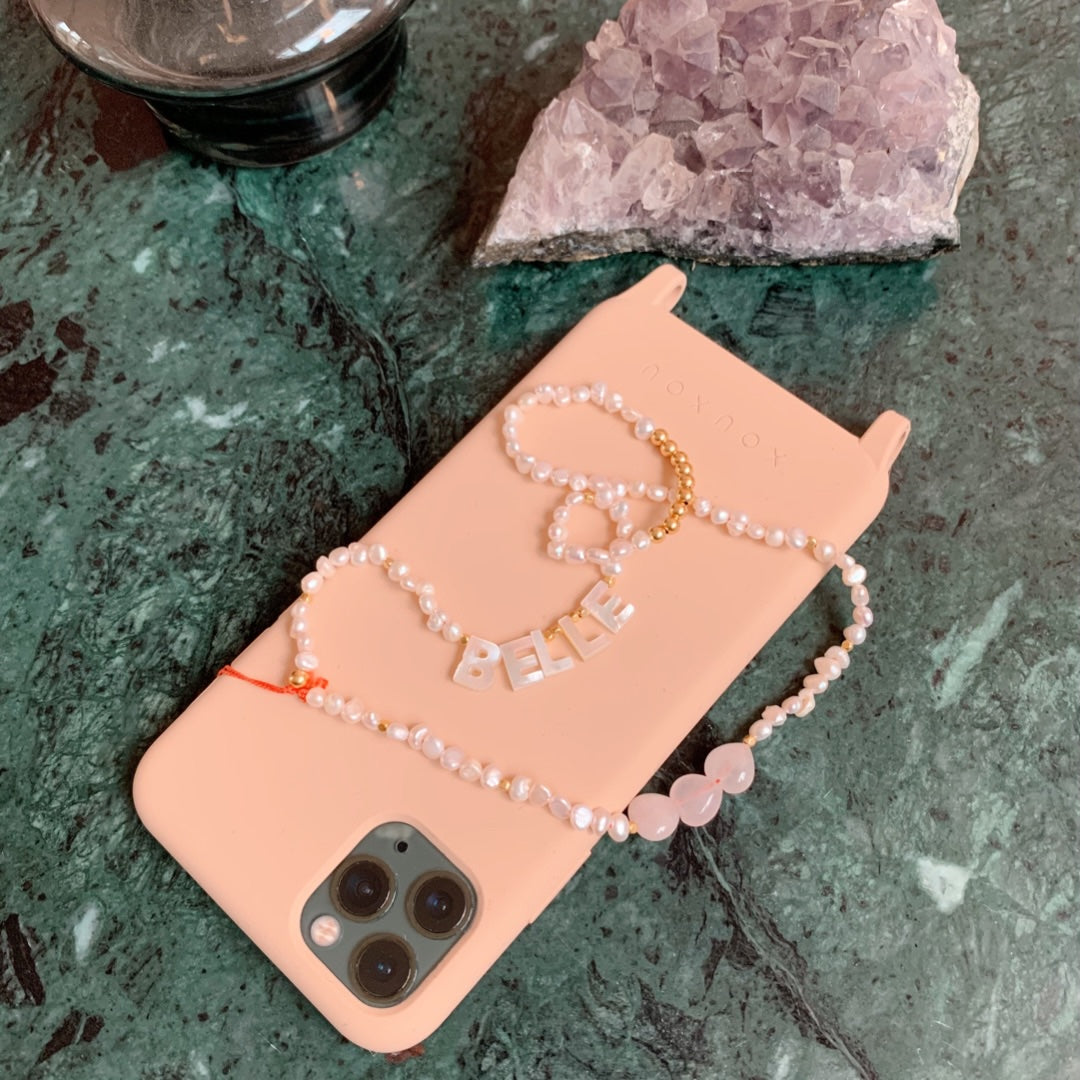 Exemple de création : Bijou de téléphone – tuto Perles Corner