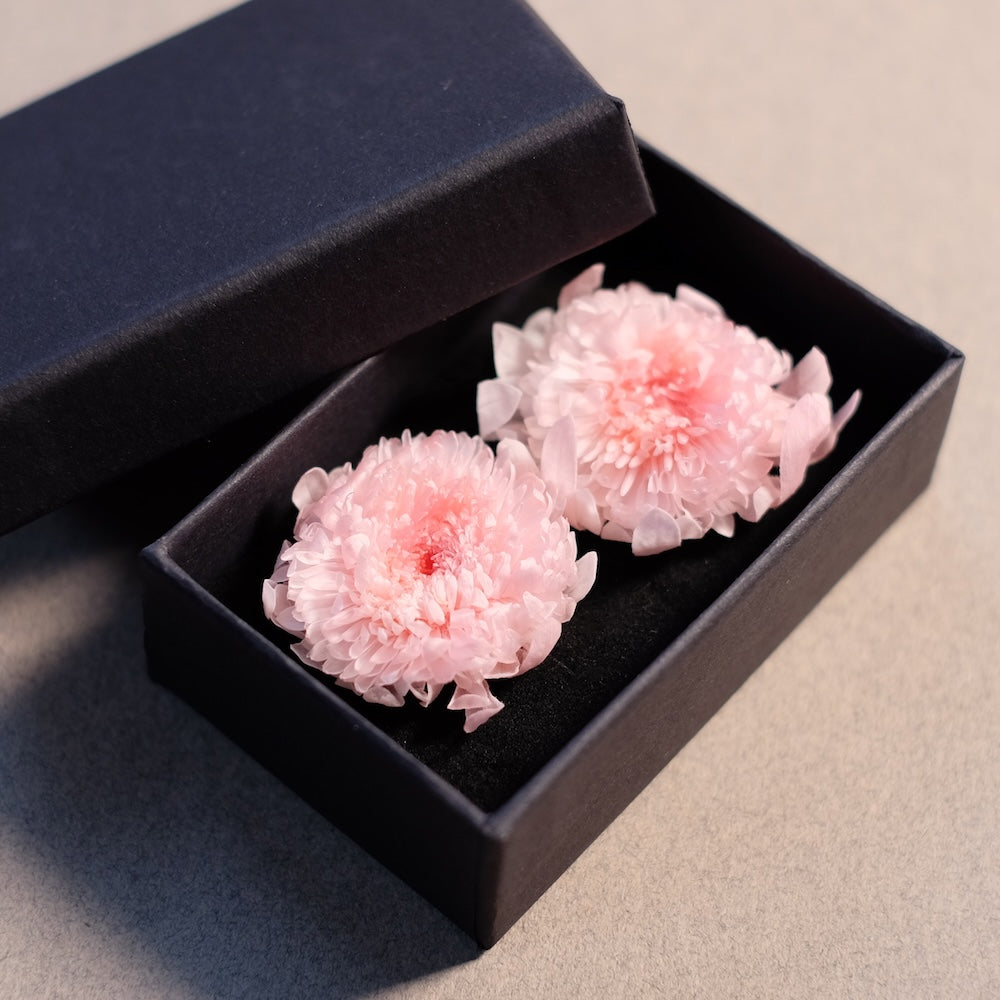 Pendentif Fleur stabilisée champêtre Rose en laiton doré à l'or fin 24K Premium