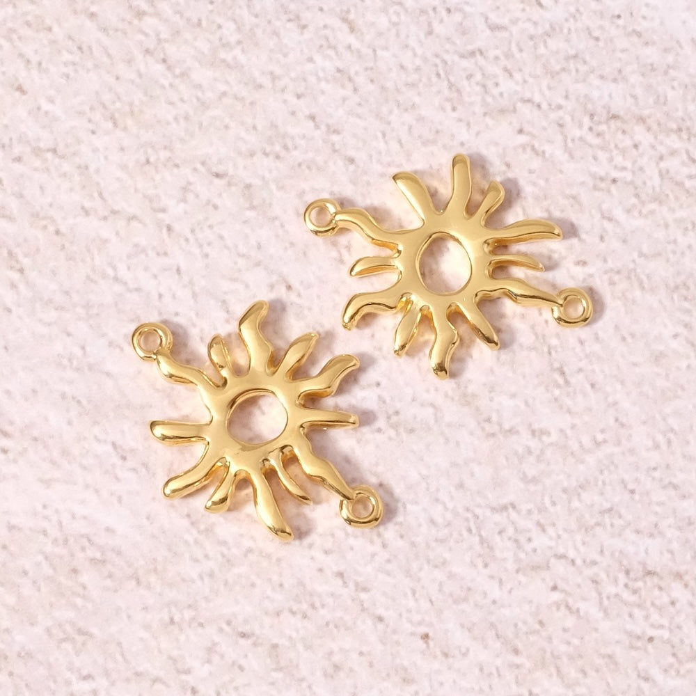 Pendentif connecteur soleil d&#39;été en Zamak doré Or 24K