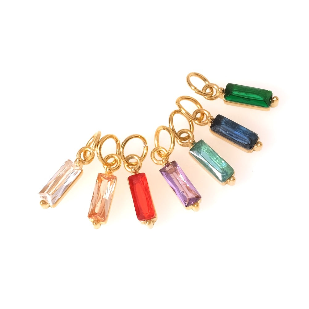 Pendentif rectangle serti en Oxyde de Zirconium vert en acier inoxydable 304 Doré