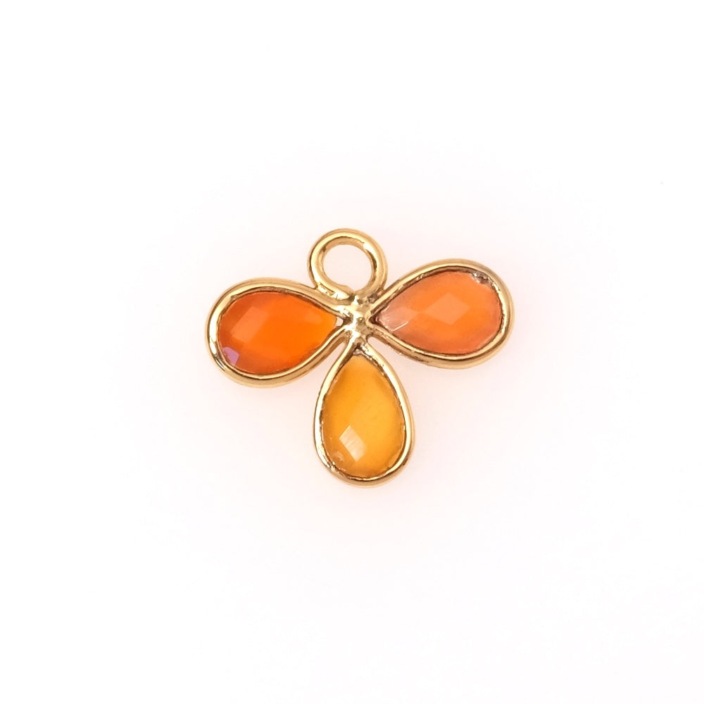Pendentif serti fleur gouttes Cornaline en laiton Doré à l'or fin 24K Premium