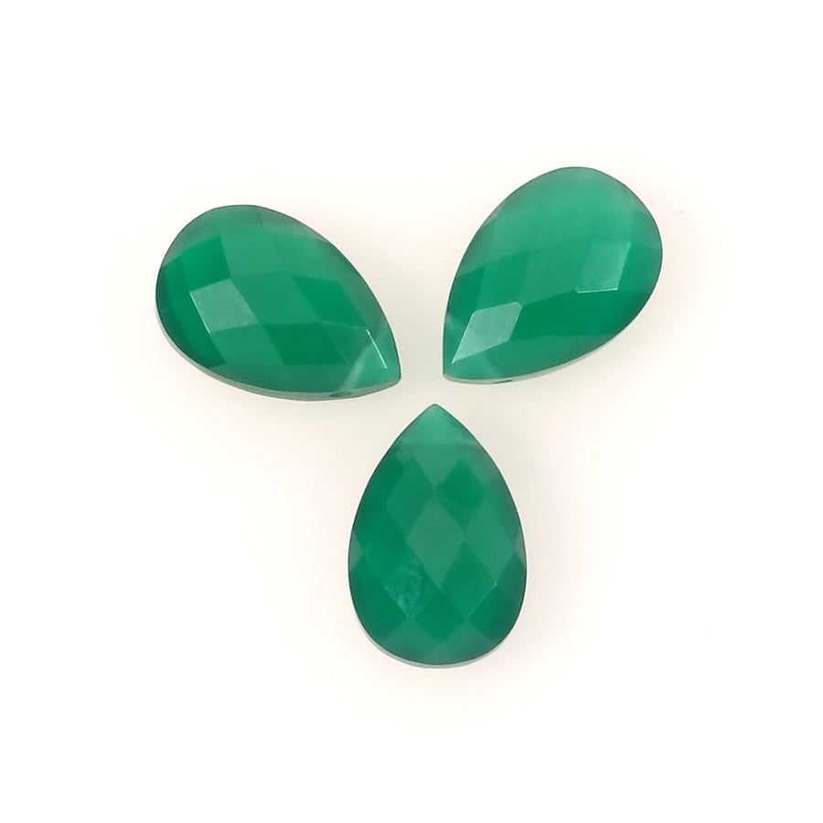 Perle goutte facettée 15 x 10mm en pierre naturelle Onyx vert