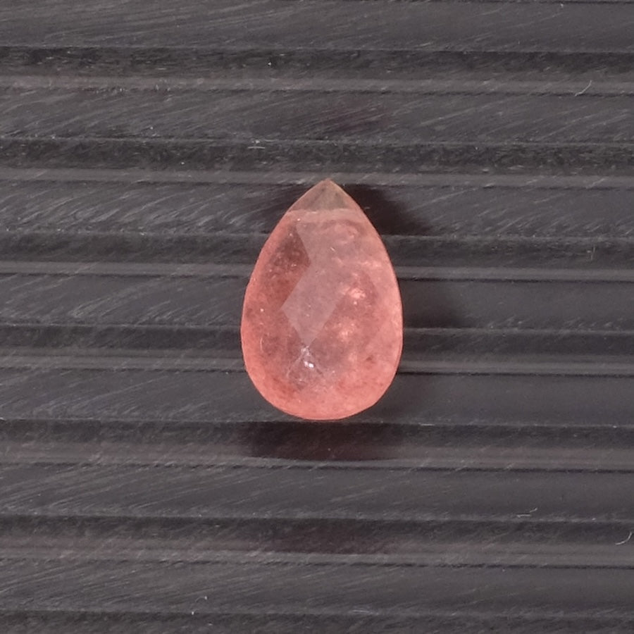 Perle goutte facettée 15 x 10mm en pierre naturelle Quartz fraise