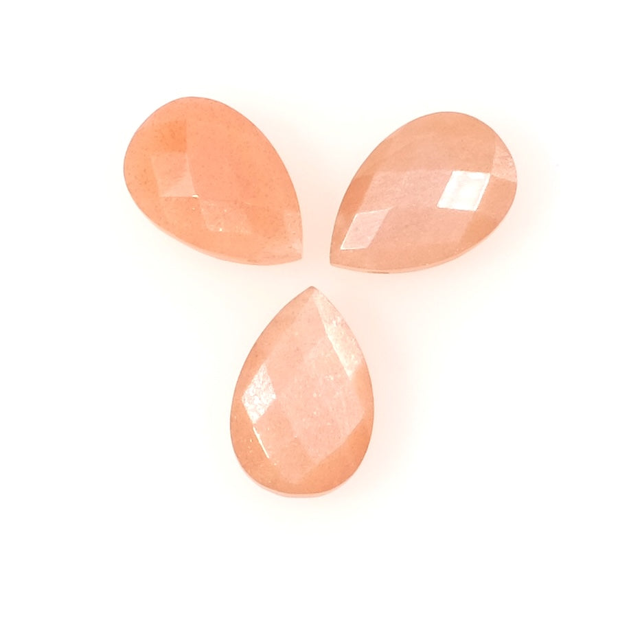 Perle goutte facettée 15 x 10mm en pierre naturelle Pierre de Lune Feldspath