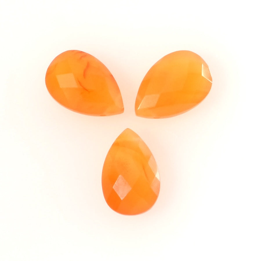 Perle goutte facettée 15 x 10mm en pierre naturelle Cornaline