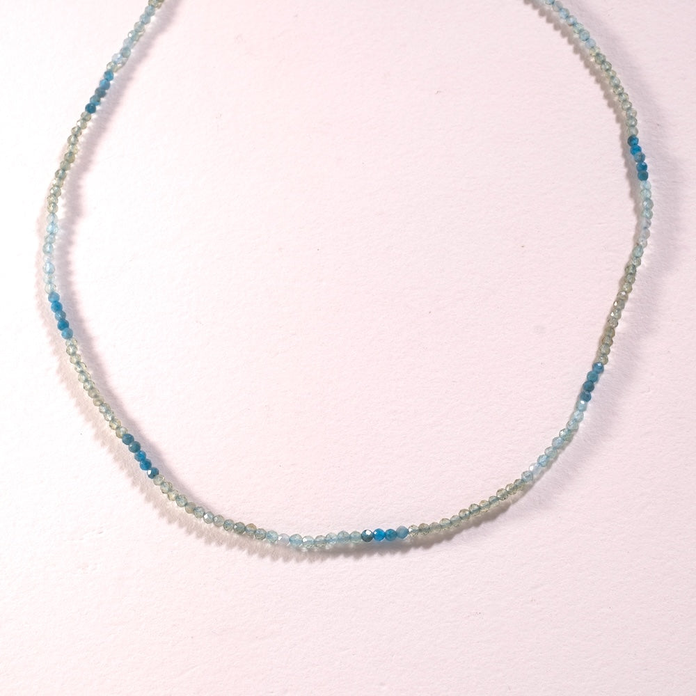 Perles d'apatite facettées 2 mm pour bracelet et collier fin