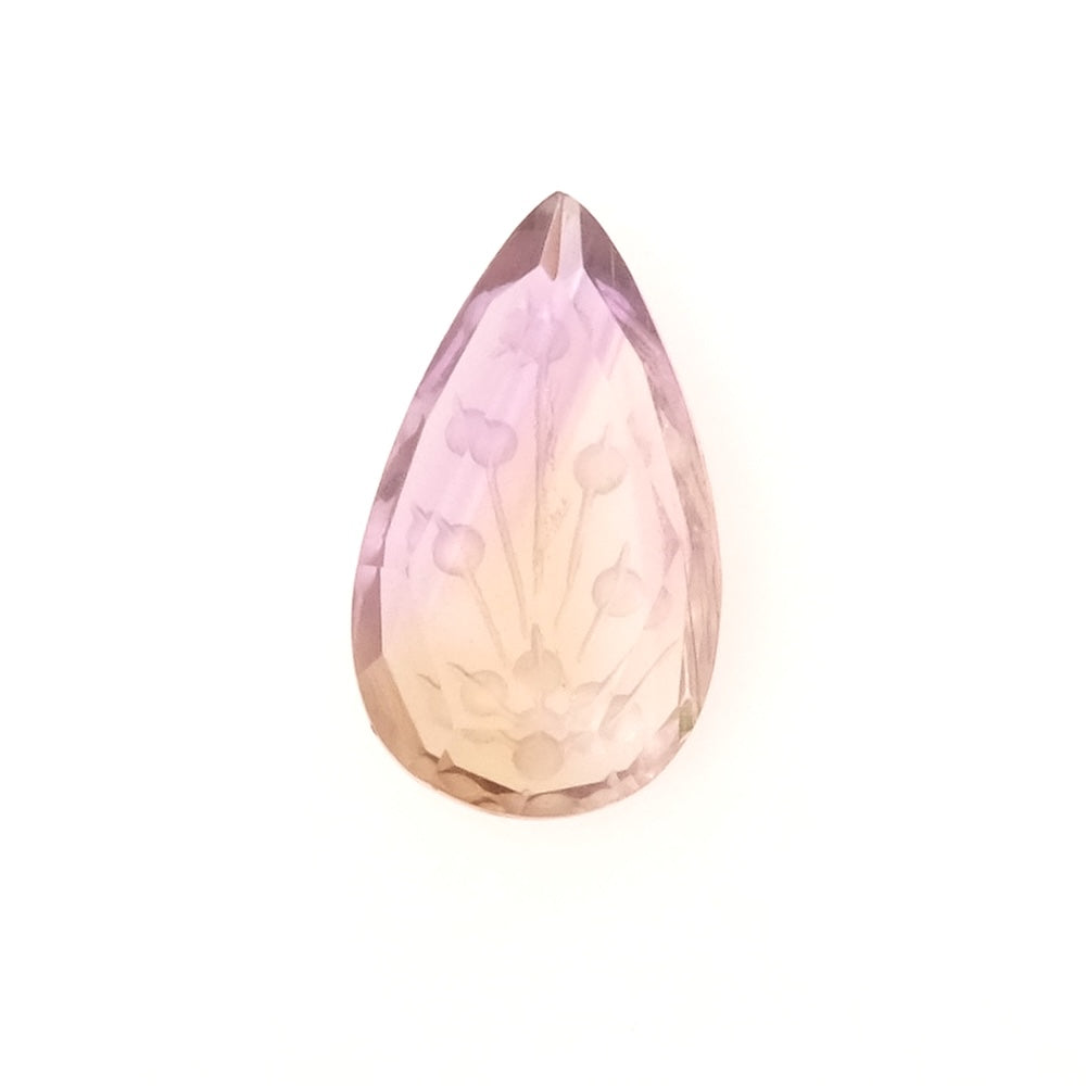 Pierre facettée gravée motif floral goutte 19 x 11mm en Améthyste