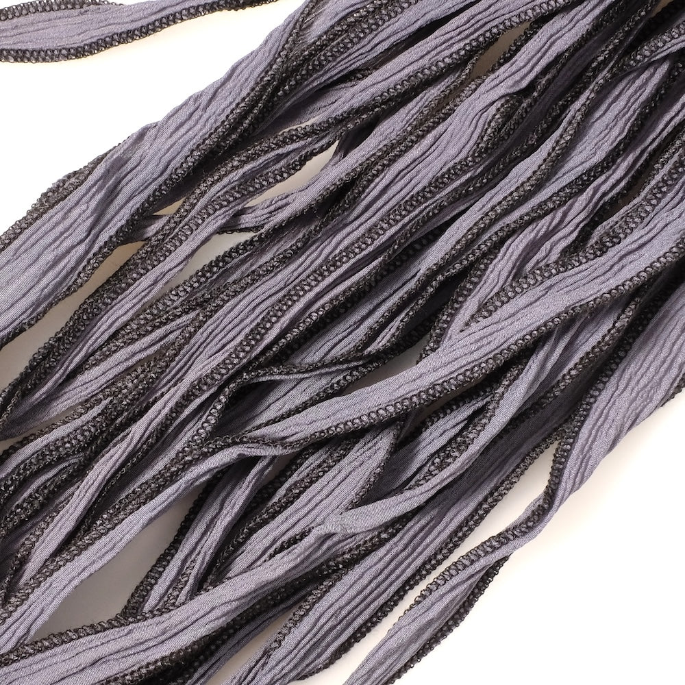 Ruban de soie teint à la main - Gris noir