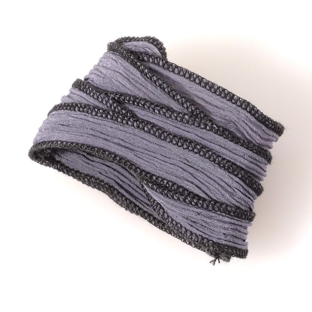 Ruban de soie teint à la main - Gris noir