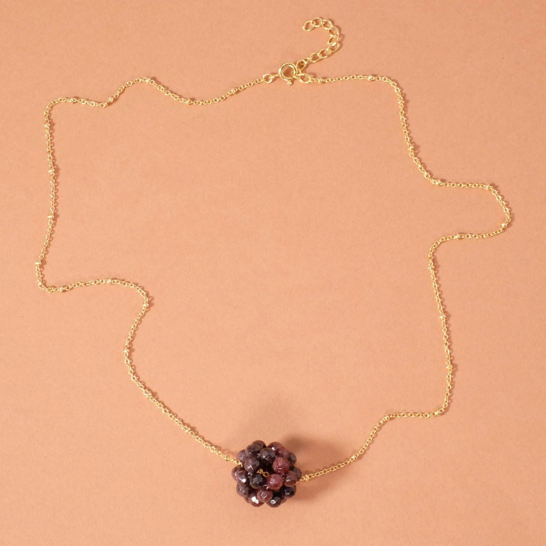 Exemple de création : Collier boule de perles en pierre naturelle – tuto Perles Corner