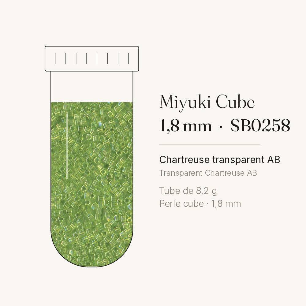 Tube de 8,2 g de perles Miyuki Cube 1,8 mm SB0258 chartreuse transparent AB