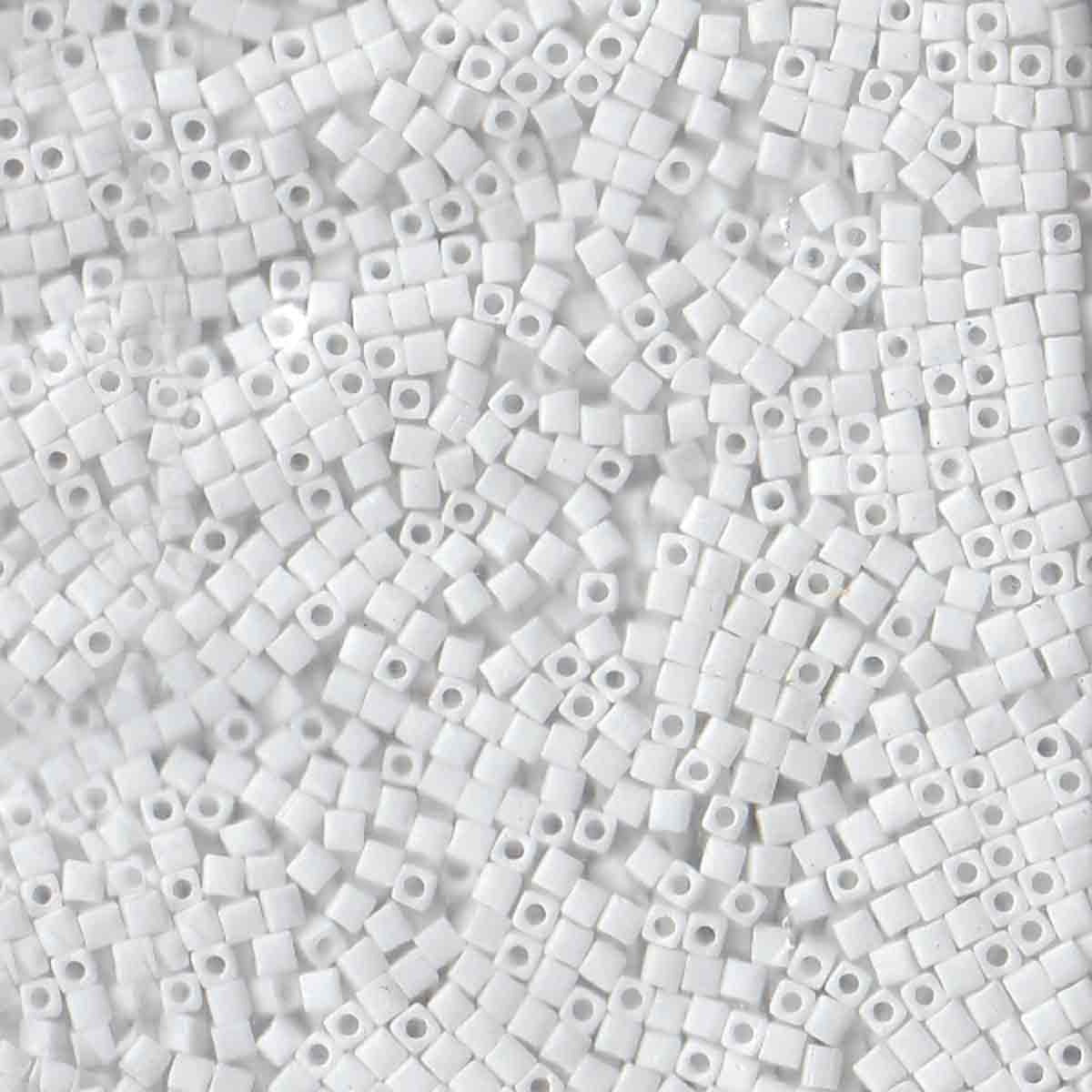 Perles Miyuki Cube 1,8 mm blanc opaque mat AB SB0402FR
