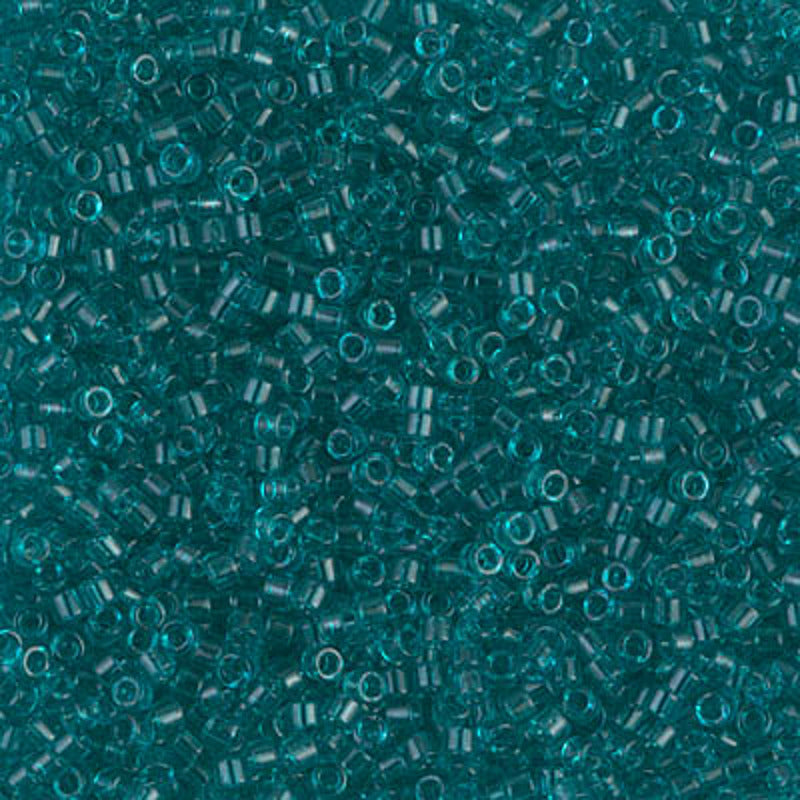 Perles Miyuki Delica 11/0 bleu canard Caraïbes transparent DB1108