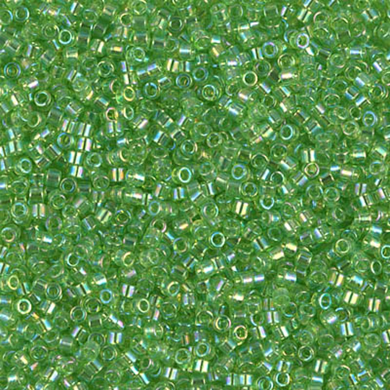 Perles Miyuki Delica 11/0 citron vert transparent AB DB1246