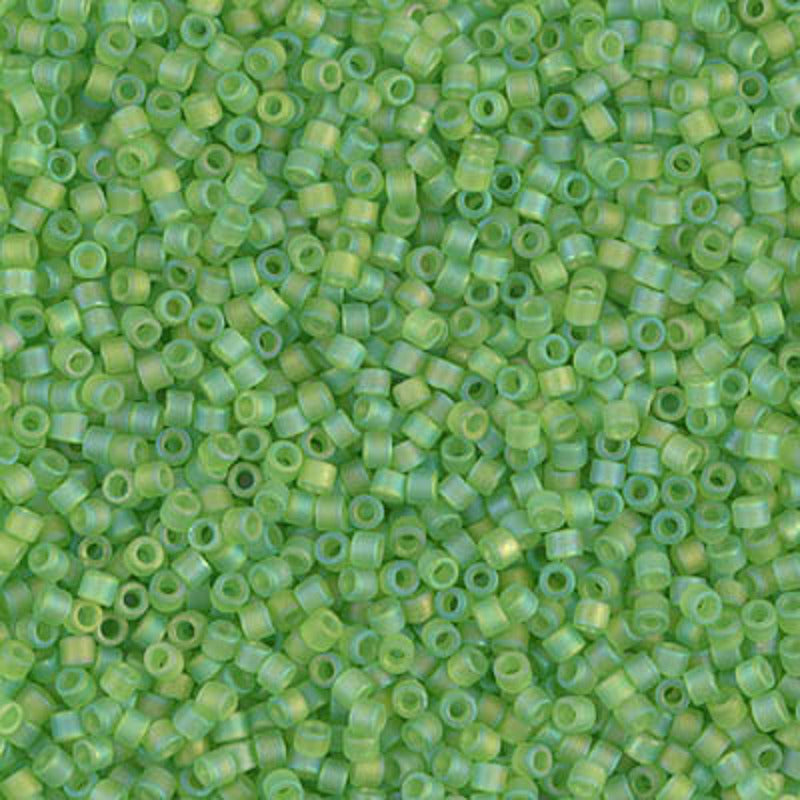 Perles Miyuki Delica 11/0 citron vert transparent mat AB DB1281