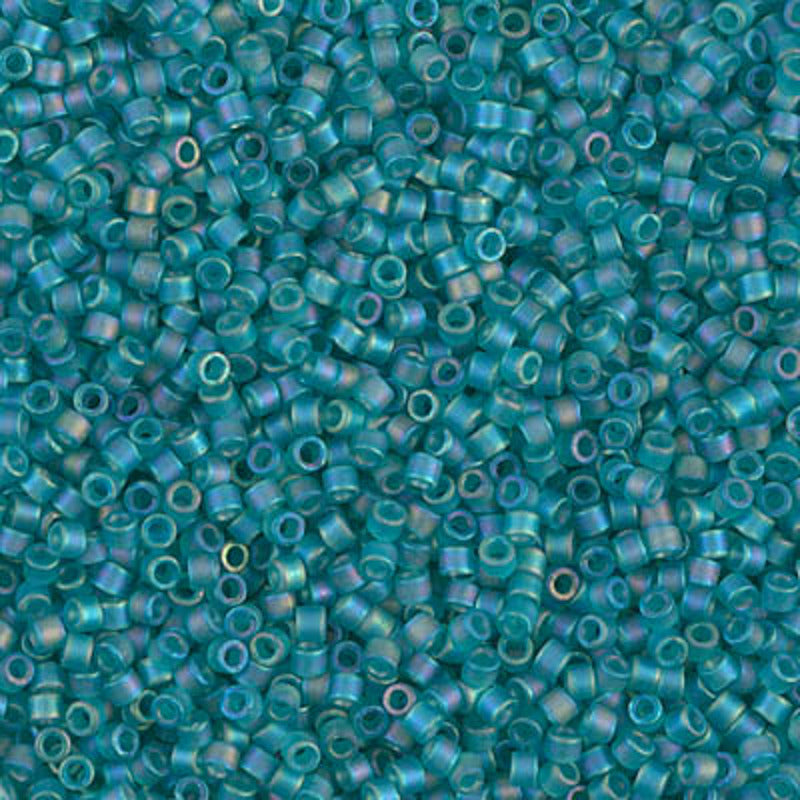 Perles Miyuki Delica 11/0 bleu canard Caraïbes transparent mat AB DB1283