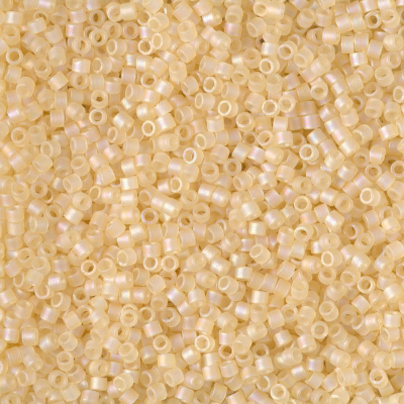 Perles Miyuki Delica 11/0 ivoire cristal transparent mat lustré DB1287