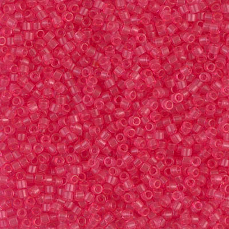 Perles Miyuki Delica 11/0 vieux rose foncé transparent teinté DB1308