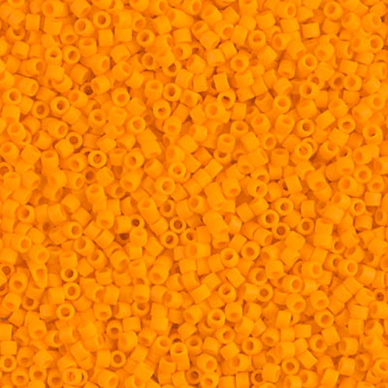 Perles Miyuki Delica 11/0 mandarine opaque mat DB1583