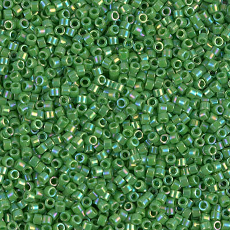 Perles Miyuki Delica 11/0 vert opaque AB DB0163