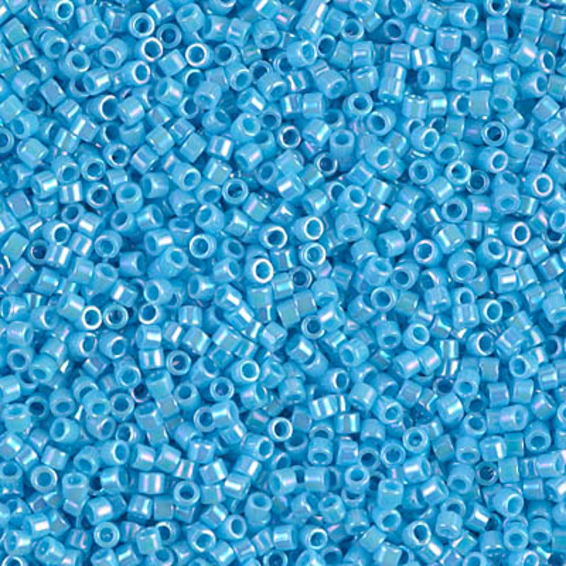 Perles Miyuki Delica 11/0 turquoise bleu opaque AB DB0164