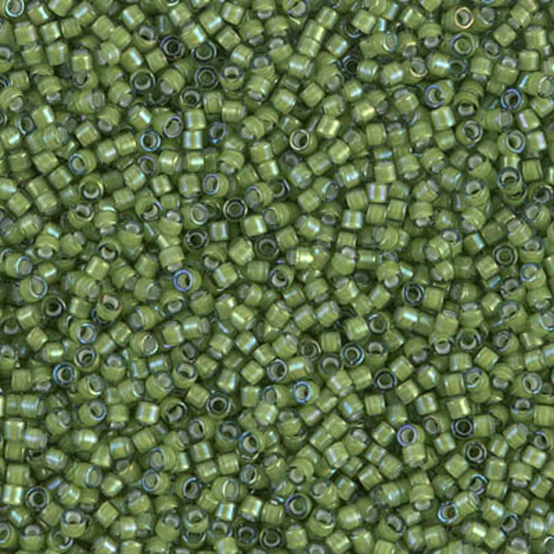 Perles Miyuki Delica 11/0 vert clair doublé blanc AB DB1786