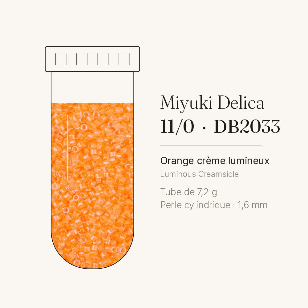 Tube de 7,2 g de perles Miyuki Delica 11/0 DB2033 orange crème lumineux