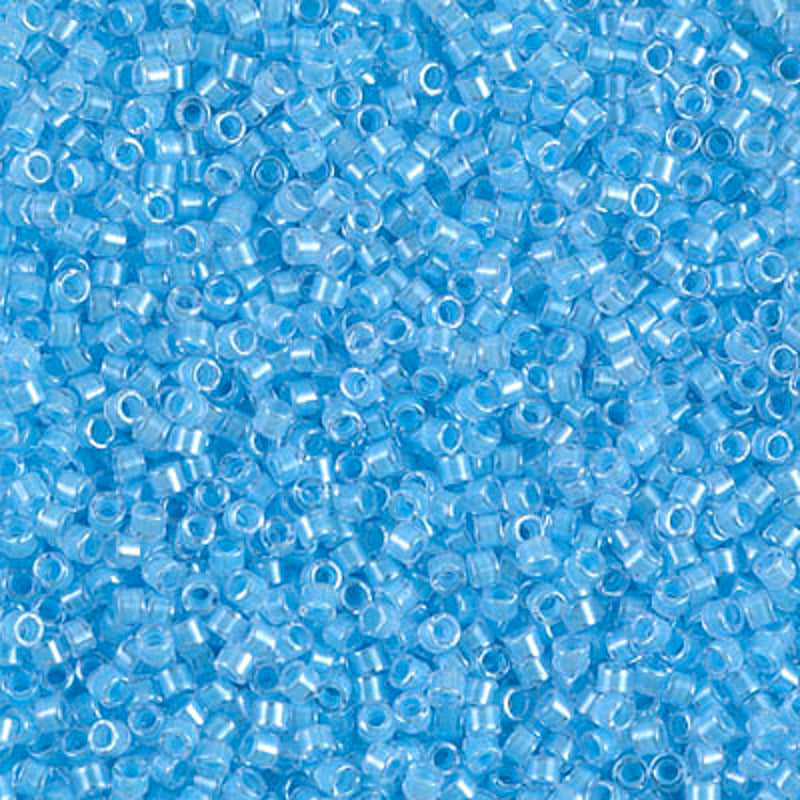 Perles Miyuki Delica 11/0 bleu océan lumineux DB2039