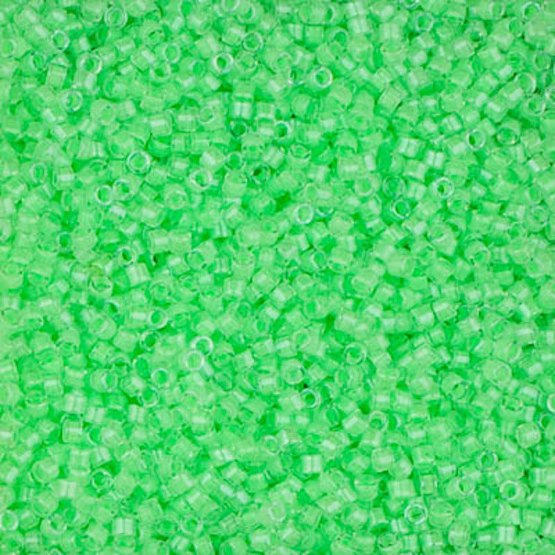 Perles Miyuki Delica 11/0 vert menthe lumineux DB2040