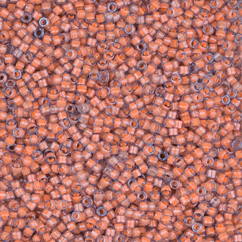 Perles Miyuki Delica 11/0 corail lumineux DB2042