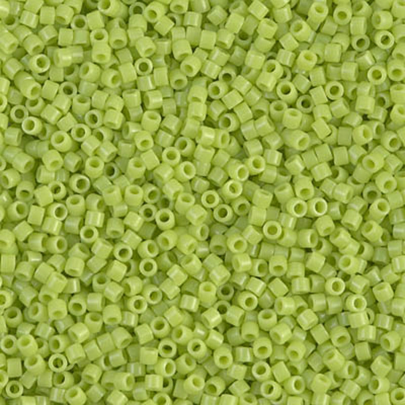 Perles Miyuki Delica 11/0 chartreuse opaque DB0733