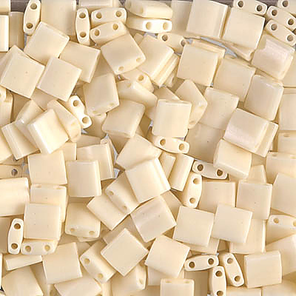 Perles Miyuki Tila 5 mm ivoire nacré lustré TL-0491