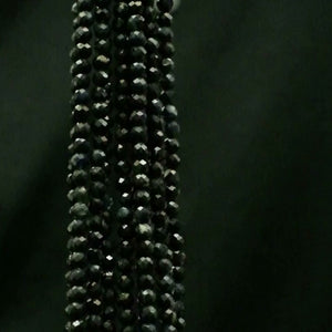 Vidéo du fil de perles rondes facettées 4 mm en tourmaline noire naturelle, éclat brillant