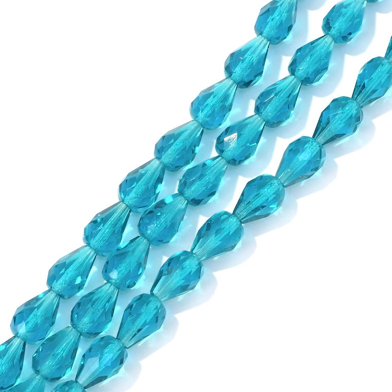 Fil de perles de Bohème gouttes 10x7mm bleu des mers du sud transparent