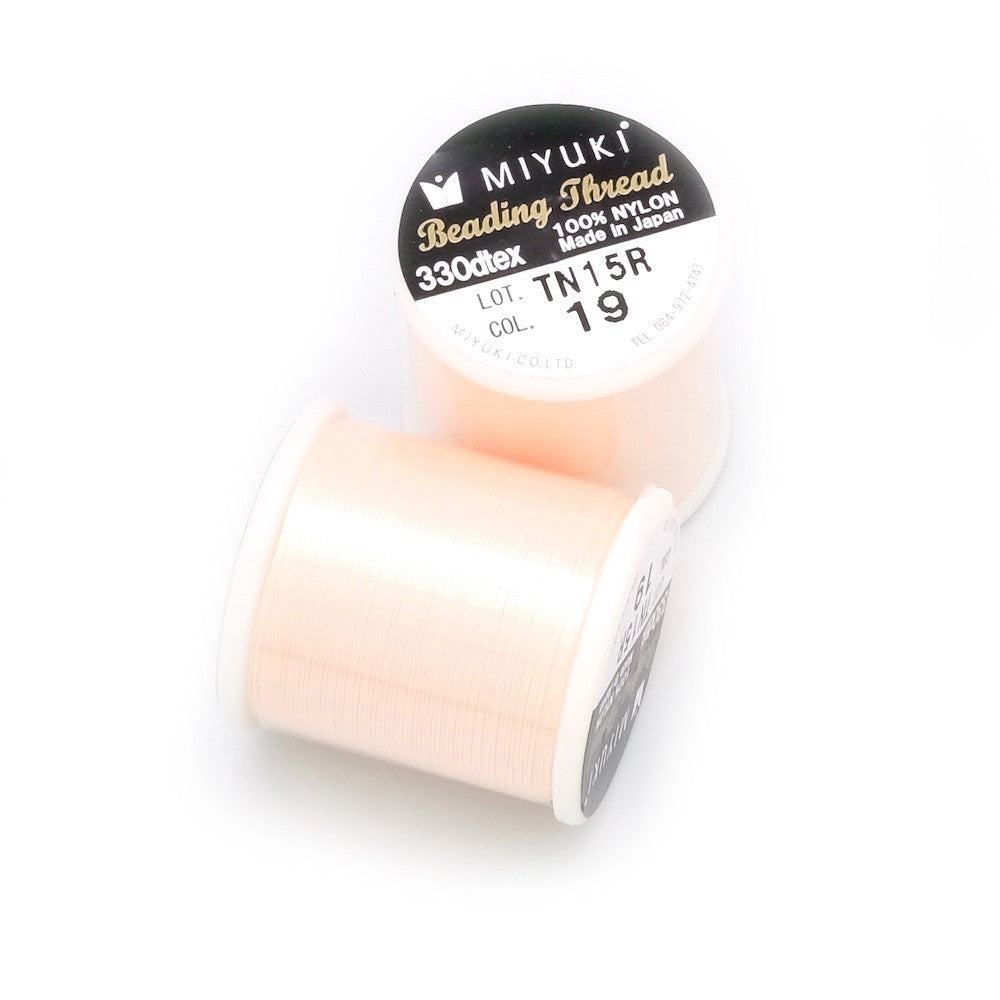 Bobine de 50 mètres de fil nylon Miyuki Beading thread 0,25mm Peach Blossom N°19 